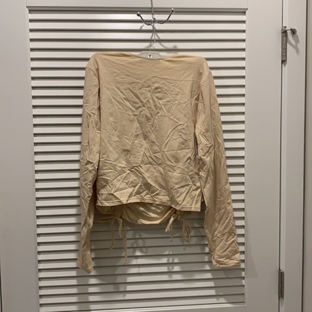 Long Sleeve Drawstring Tee - Picture 2 of 3